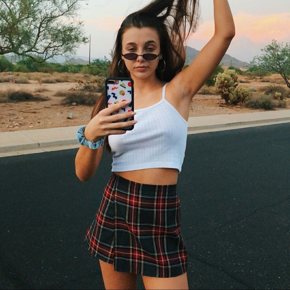 Brandy Melville Belle Tank White - Picture 1 of 3